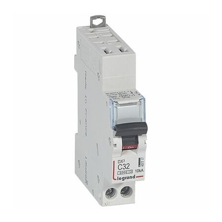 Disjoncteur DX³ 6000 - 10 kA courbe C - 32 A - 1 module - Connexion auto / vis - Legrand LEGRAND